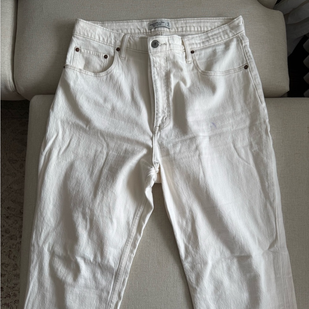 Abercrombie & Fitch Women's High Rise White Jeans